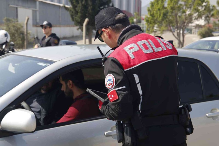 Antalya’da 670 Personelle Türkiye Güven Huzur Uygulaması