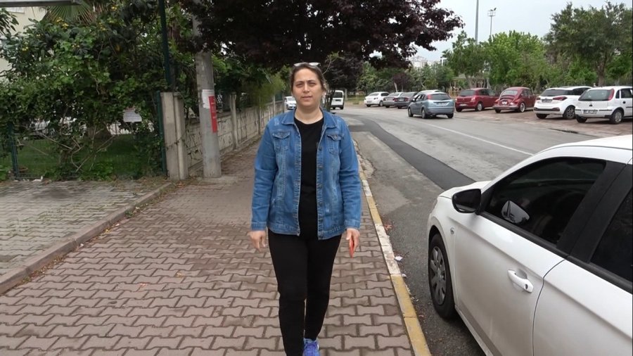 Geç Kaldığı İddiasıyla Mesai Arkadaşı Tarafından Sokak Ortasında Darp Edilen Kadın: “işe Gitmeye Korkuyorum”