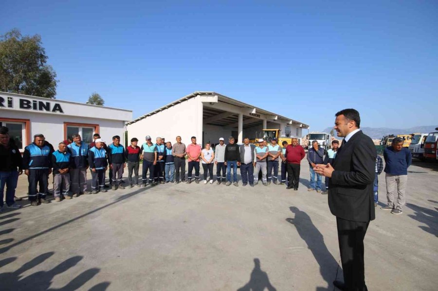 Başkan Ulutaş:" Kaş Belediyesi Dünya Turizmine Verdiği Hizmetin Sorumluluğunu Taşıyor "