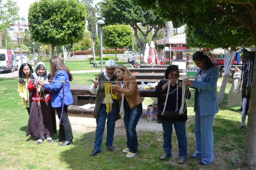 Mersin’de Görme Engelli Kadınlara Kurs Desteği