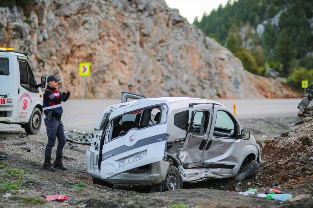 Antalya Yolunda Trafik Kazası