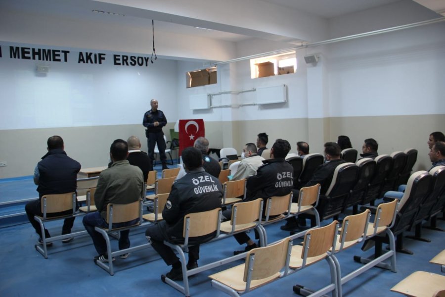 Jandarmadan Özel Güvenlik Görevlilerine Kaan Ve Kades Eğitimi