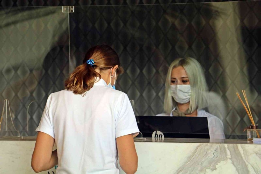 Antalya’da Bayram Tatili Bereketi: Doluluk Oranı Yüzde 80’e Ulaştı