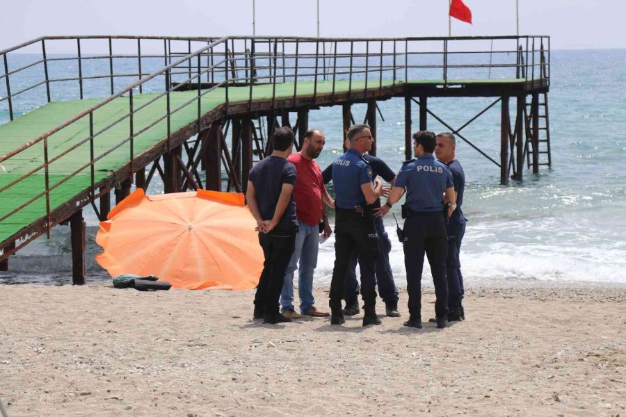 Denize Giren Norveç Uyruklu Turist Hayatını Kaybetti, Yakınları Gözyaşlarına Boğuldu