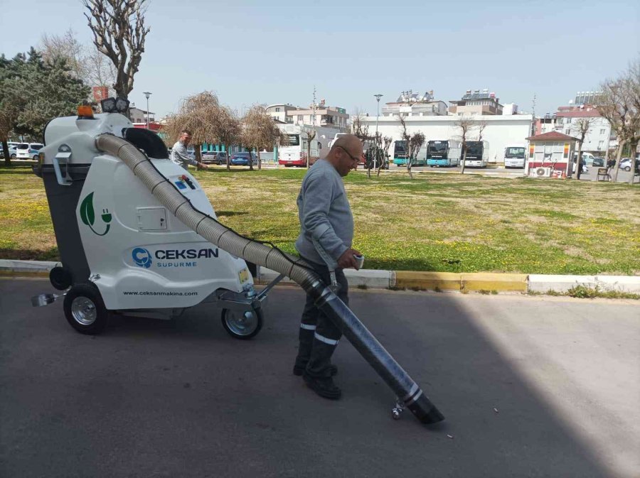 Kepez’in Mini Süpürgesinden Dev Temizlik