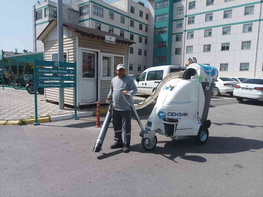 Kepez’in Mini Süpürgesinden Dev Temizlik