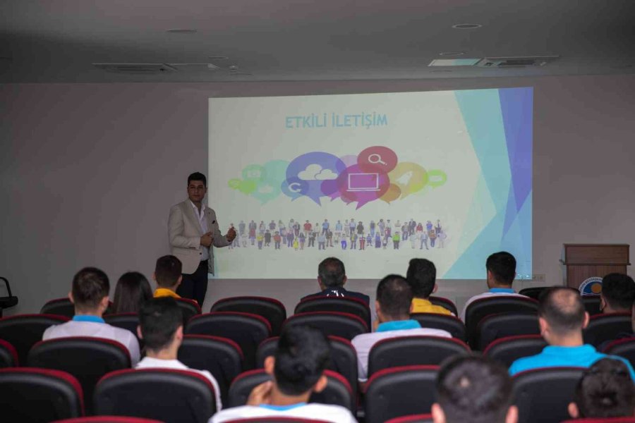 Belediye Ambulans Birimi Personeline ’etkili İletişim Teknikleri’ Eğitimi