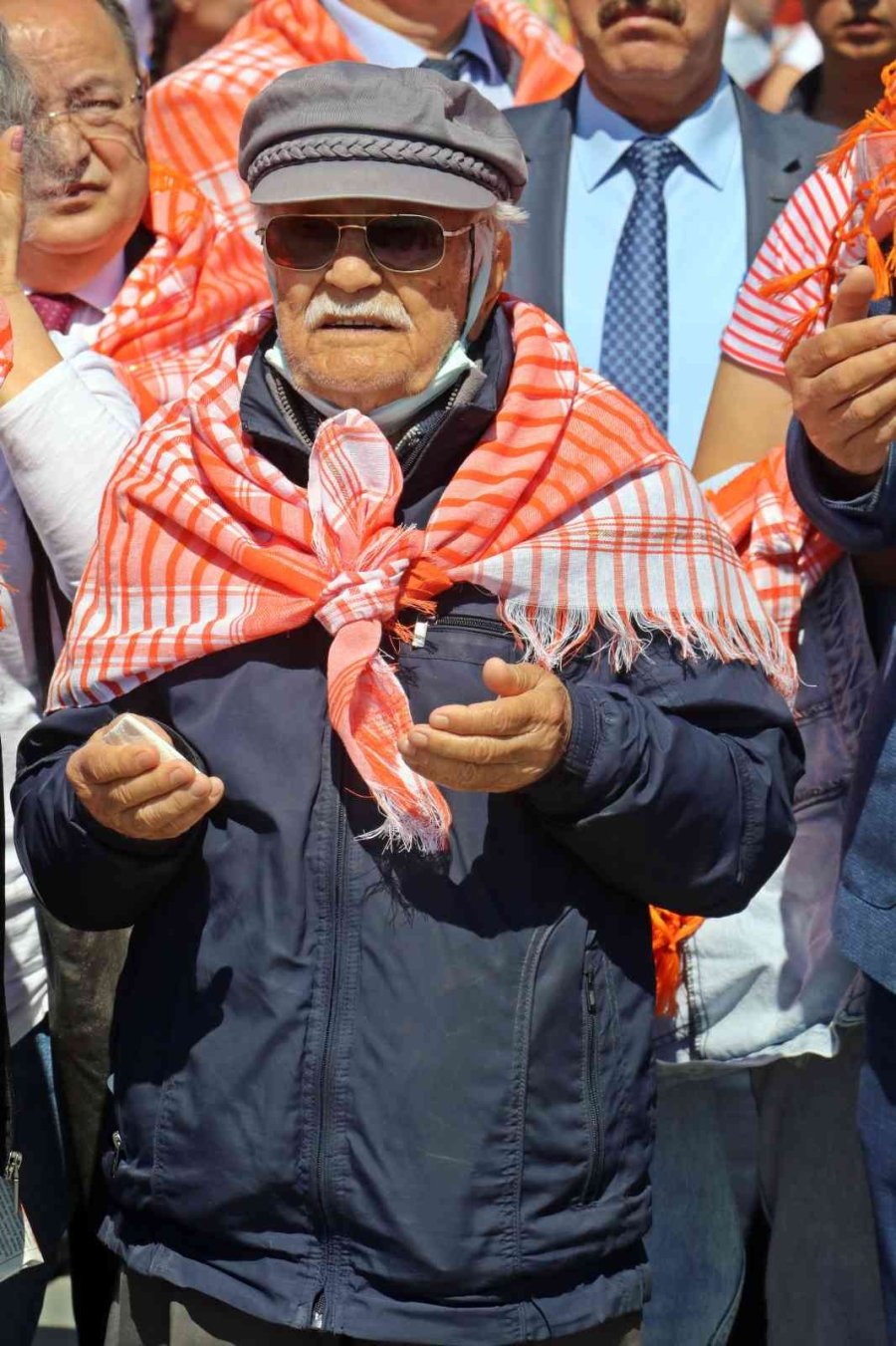 Antalya’da Uluslararası Antalya Yörük Türkmen Festivali Yörük Göçü İle Başladı