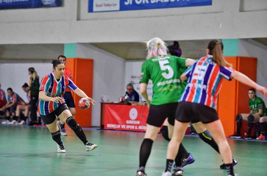 Mavi Kelebekler Kupaya Odaklandı