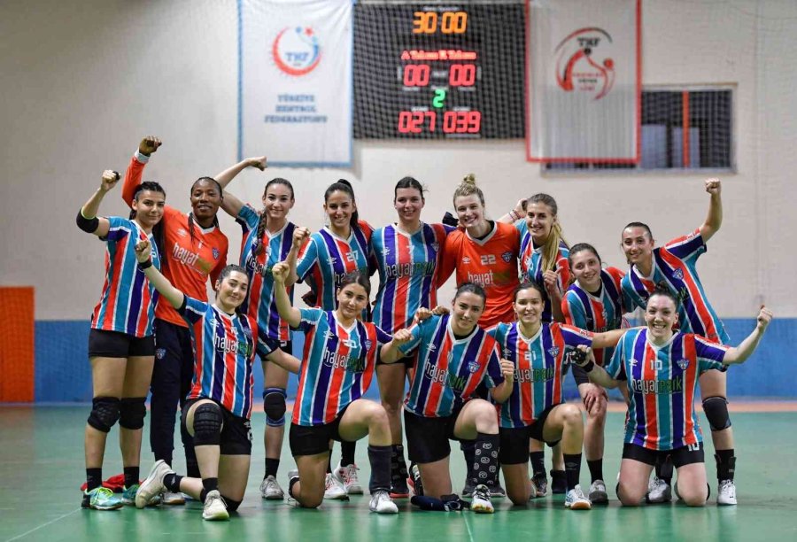 Mavi Kelebekler Kupaya Odaklandı