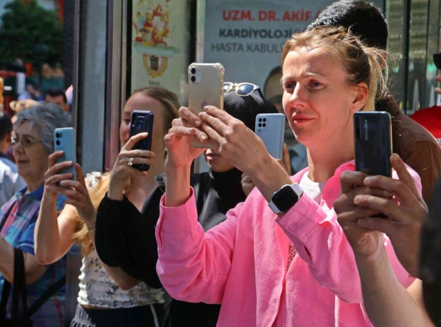 Antalya’da Uluslararası Antalya Yörük Türkmen Festivali Yörük Göçü İle Başladı