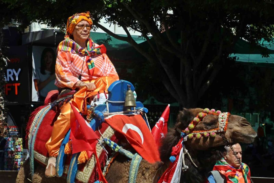 Antalya’da Uluslararası Antalya Yörük Türkmen Festivali Yörük Göçü İle Başladı