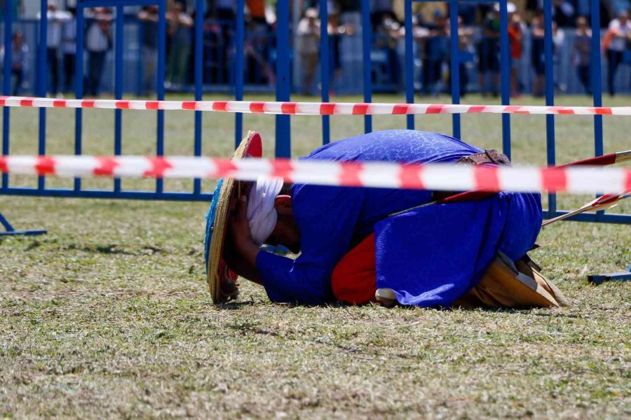 Yörük Türkmen Festivalinde Savaş Oyunları Nefes Kesti
