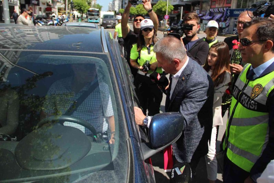 Antalya’da Yayalar Kırmızı Çizgi