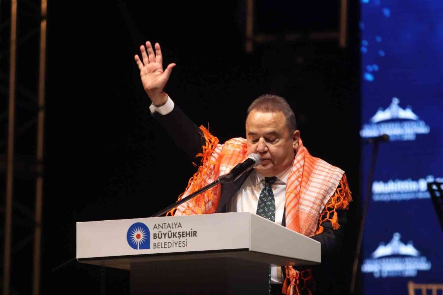 Başkan Böcek: "toroslardan Tüten Dumanı Antalya’dan Dünyaya Yayıyoruz"
