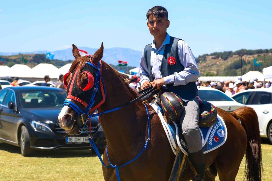11 Kişilik Cirit Takımının 12 Yaşındaki Üyesi Cesareti Ve Yeteneğiyle Örnek Oluyor
