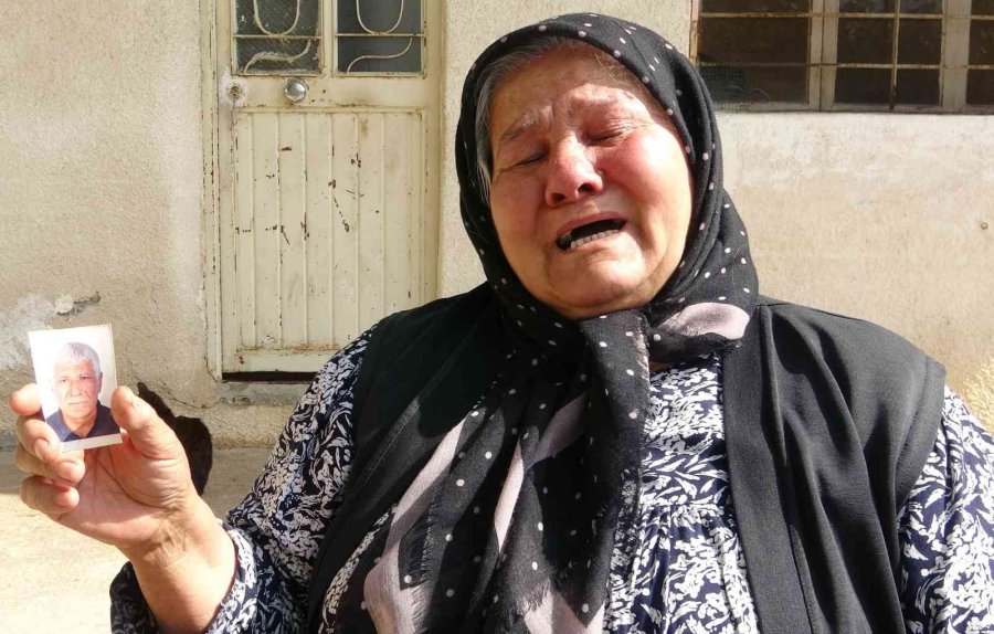 Gözü Yaşlı Anne Bayramda Kaybolan Oğlunu Bekliyor