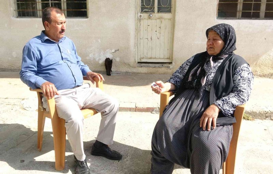 Gözü Yaşlı Anne Bayramda Kaybolan Oğlunu Bekliyor