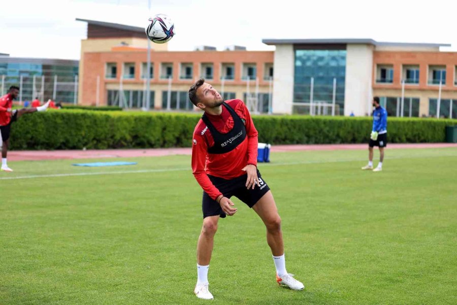Alanyaspor, Kupa Maçı Hazırlıklarına Devam Ediyor