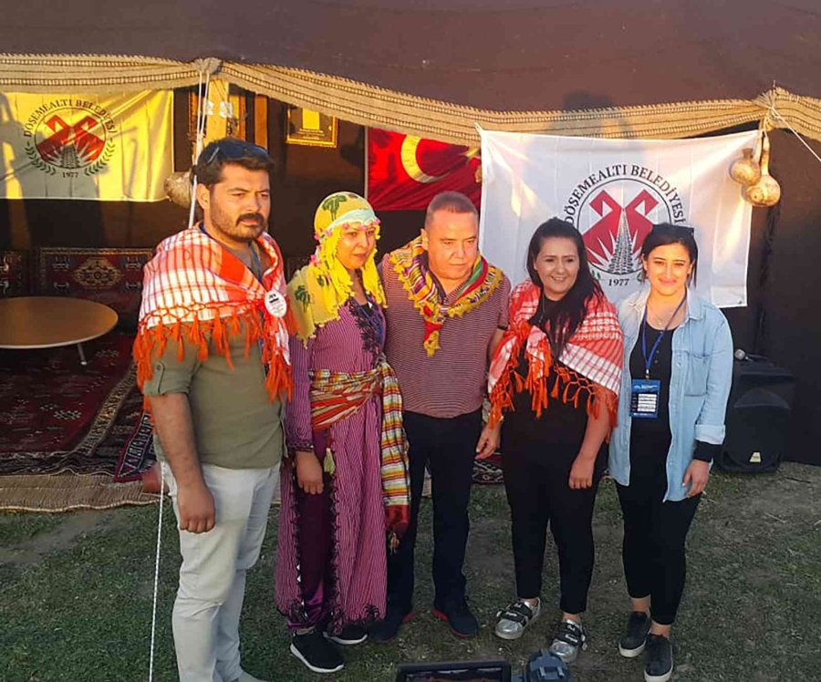 Antalya Yörük Festivalinde Döşemealtı Yörük Çadırına İlgi