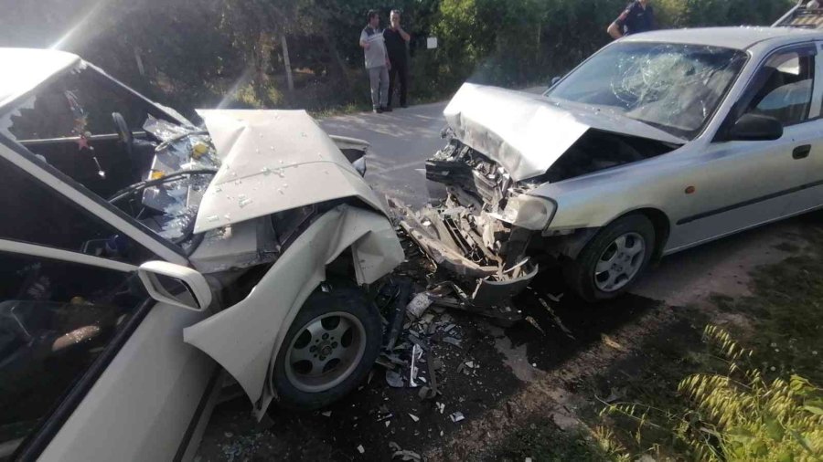 Kazada Yaralanan Yolcu, 3 Günlük Yaşam Mücadelesini Kaybetti