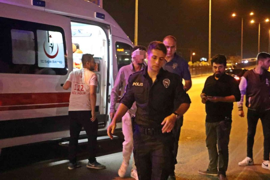 (tekrar) Otomobil Sürücüsü "katil Oldum" Diye Gözyaşı Döktü: 1 Ölü, 1 Ağır Yaralı