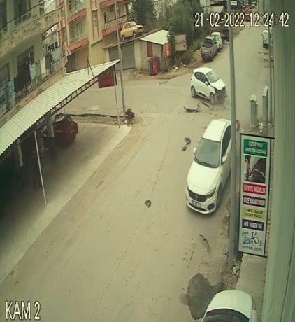 Serik’te Sık Sık Kazaların Yaşandığı Kavşak İsyan Ettirdi