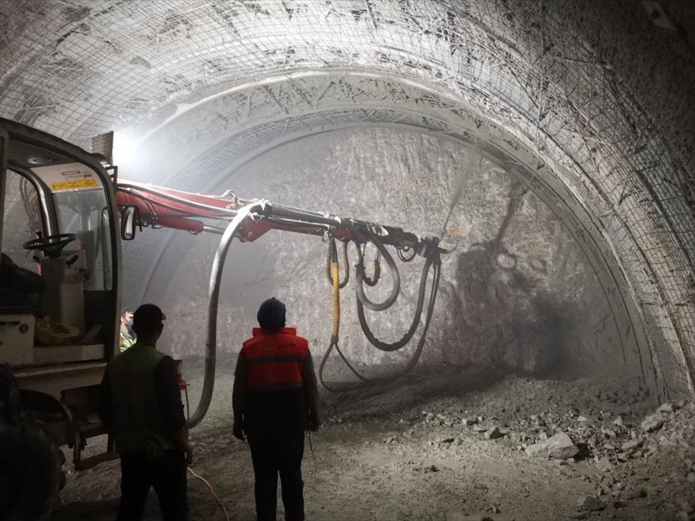 Alacabel Tüneli'nde Çalışmalar Sürüyor