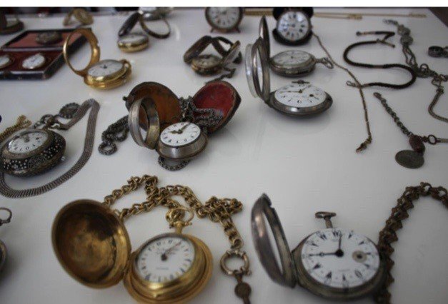 Ortak Mazimiz - Serap Küçük Babacan Koleksiyonu’ndan Bir Seçki Sergisi Aks Kaleiçi Evi’nde Açılıyor