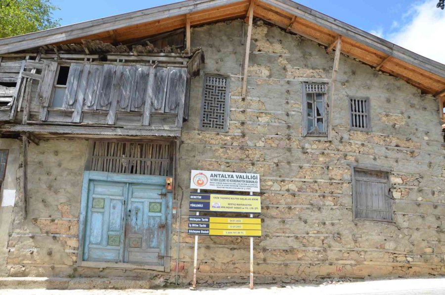 Antalya’da 300 Yıllık Tescilli 40 Düğmeli Ev Turizme Kazandırılacak