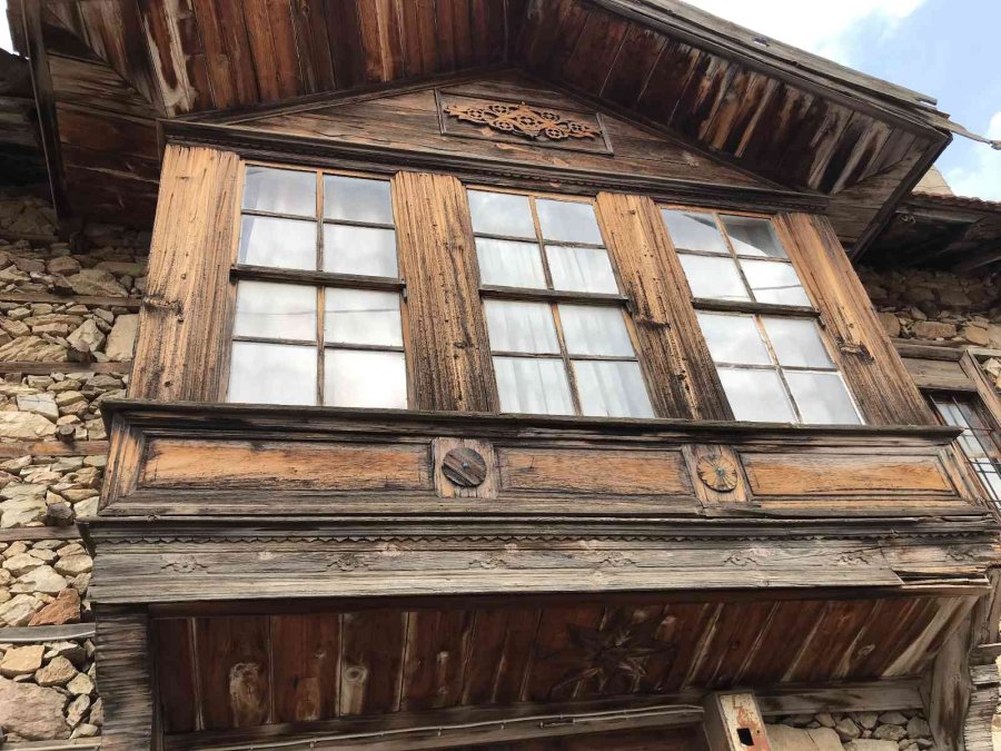 Antalya’da 300 Yıllık Tescilli 40 Düğmeli Ev Turizme Kazandırılacak