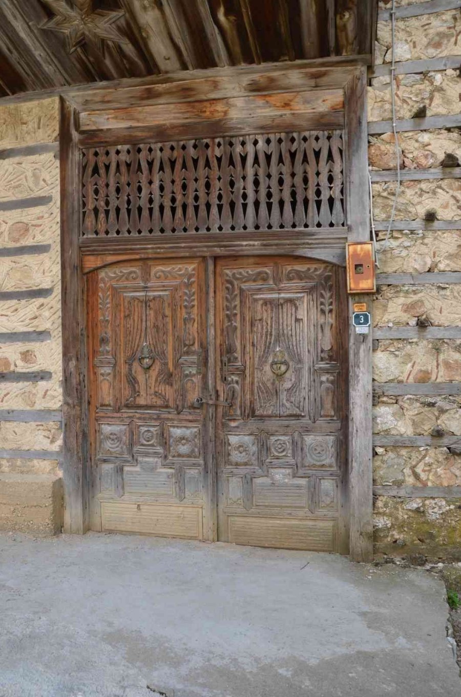 Antalya’da 300 Yıllık Tescilli 40 Düğmeli Ev Turizme Kazandırılacak