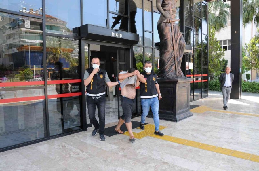 26 Yıl Hapis Cezası İle Aranan Şüpheli Alanya’da Yakalandı