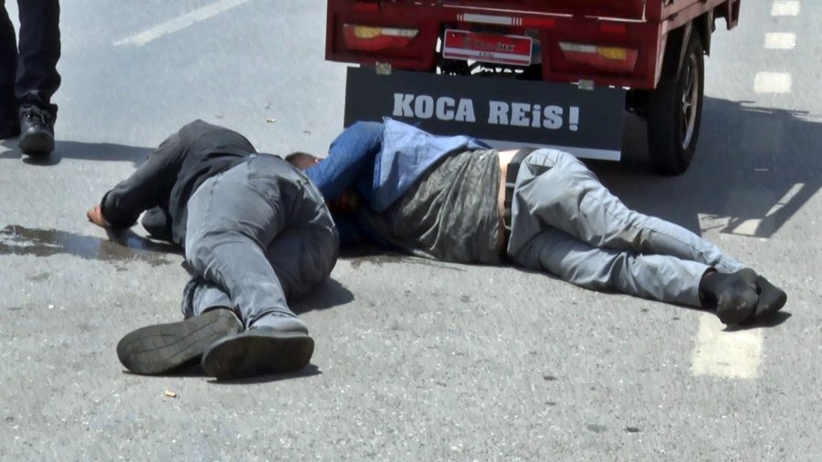 Çocukların Kavgasına Aileler Karıştı: 2 Yaralı