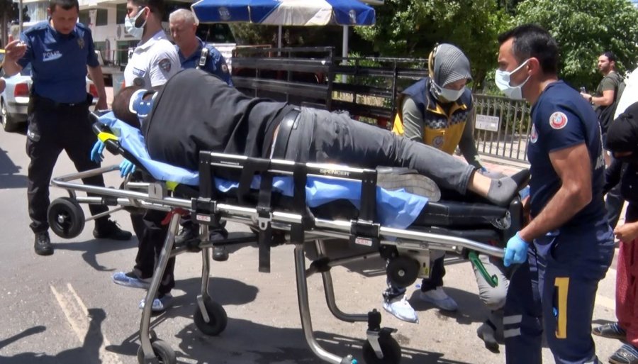 Çocukların Kavgasına Aileler Karıştı: 2 Yaralı