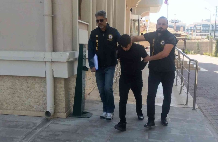 ’fatura’ Kavgasının Cinayet Zanlısı Adliyeye Sevk Edildi