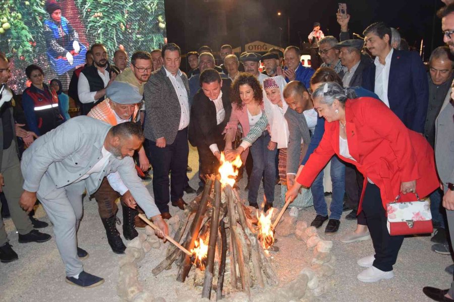 Kumluca 23. Tarım Ve Seracılık Festivali Bir Birinden Renkli Etkinliklerle Devam Ediyor