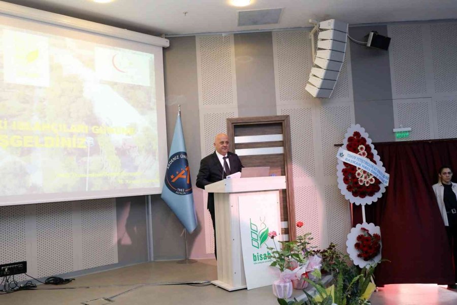 Akdeniz Üniversitesi’nde Bitki Islahçıları Günü Kutlandı