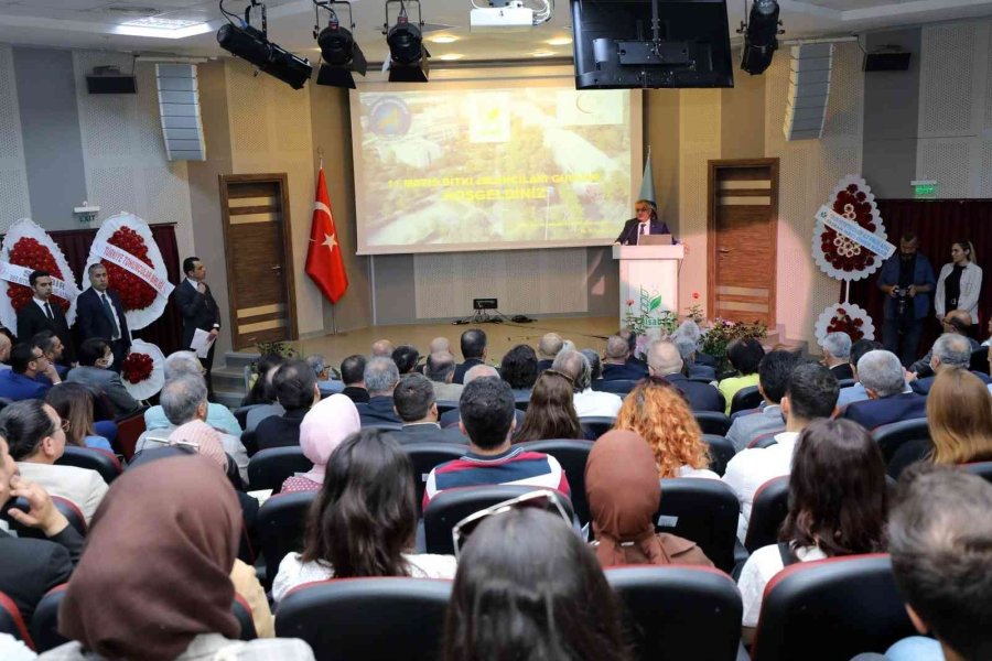 Akdeniz Üniversitesi’nde Bitki Islahçıları Günü Kutlandı