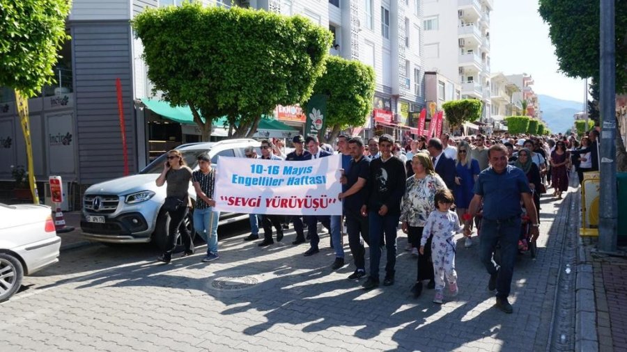 Gazipaşa’da Jandarmadan ‘sevgi Yürüyüşü’