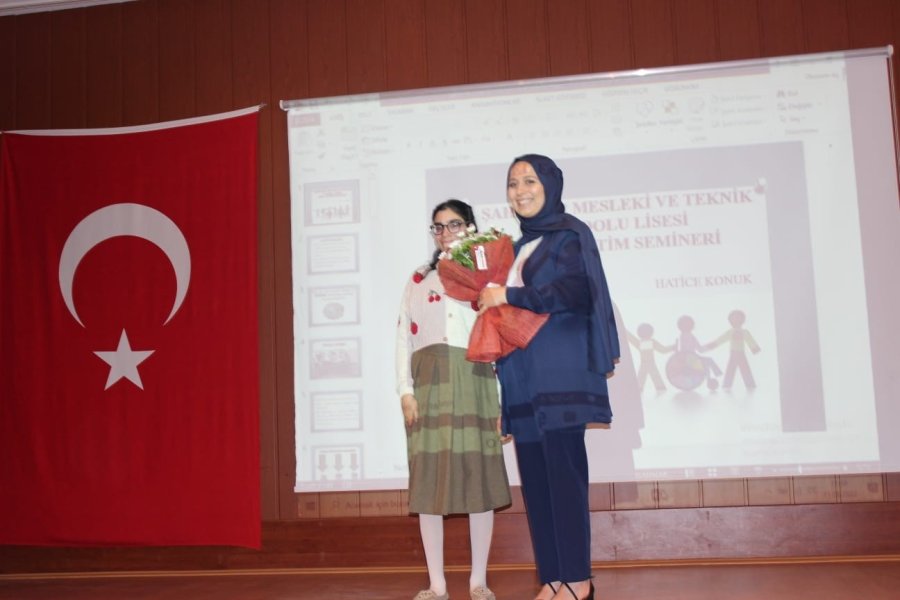 Özel Eğitim Öğrencisinden Sergi