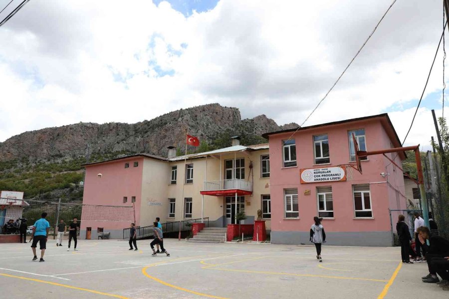 Konya Büyükşehir 278 Okulda Oyun Alanları Oluşturdu