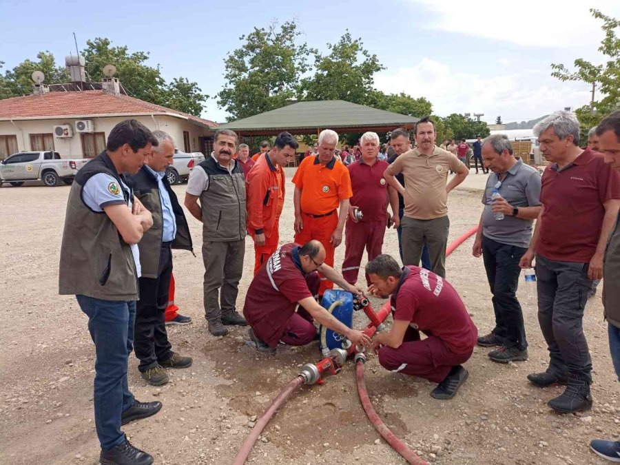 Kumluca’da Orman İşletme Personellerine Yangınlara Yönelik İşbaşı Eğitim