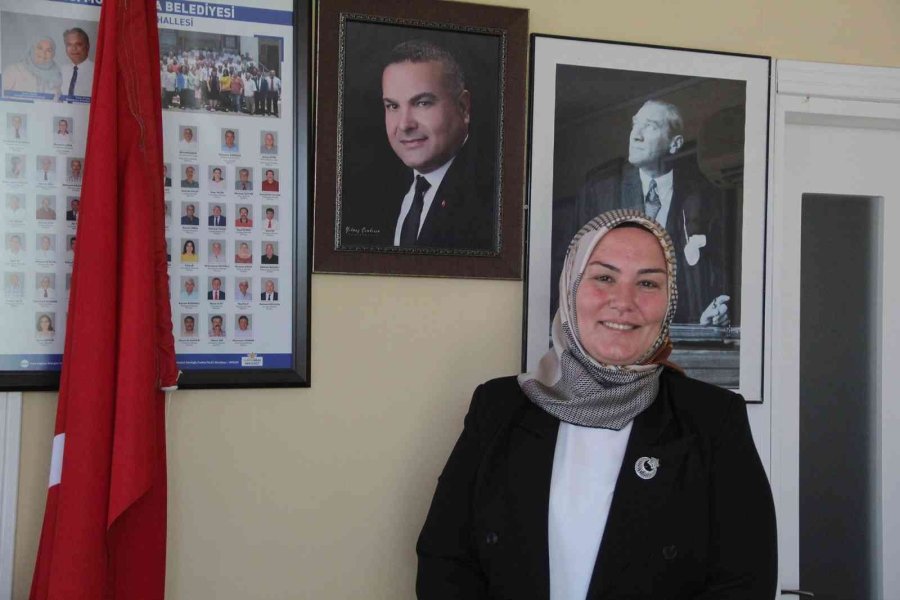 Görev Başında Vefat Eden Eşinin Yerine Seçildiği Muhtarlıkta 24 Saat Mesaide