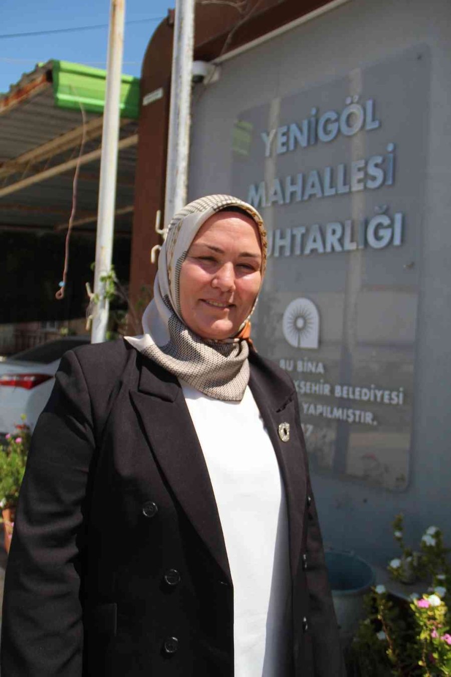 Görev Başında Vefat Eden Eşinin Yerine Seçildiği Muhtarlıkta 24 Saat Mesaide