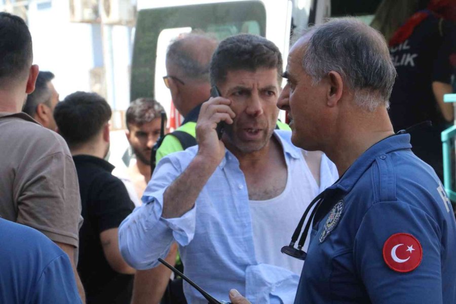 Tapu Kavgasında Taş Ve Sopalar Konuştu: 10 Yaralı, 8 Gözaltı