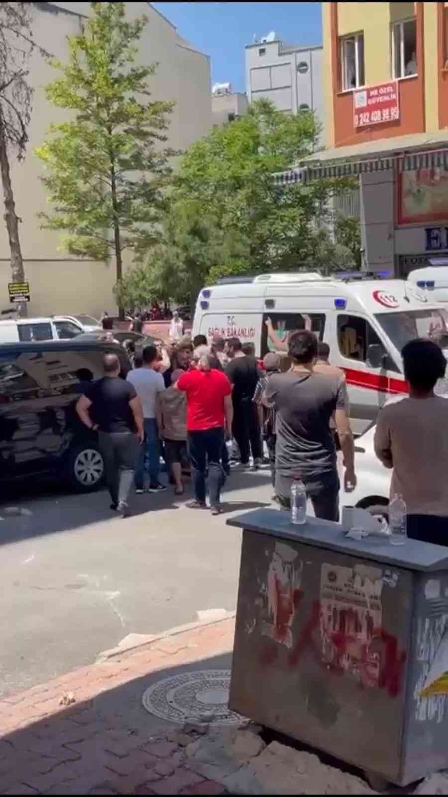 Tapu Kavgasında Taş Ve Sopalar Konuştu: 10 Yaralı, 8 Gözaltı