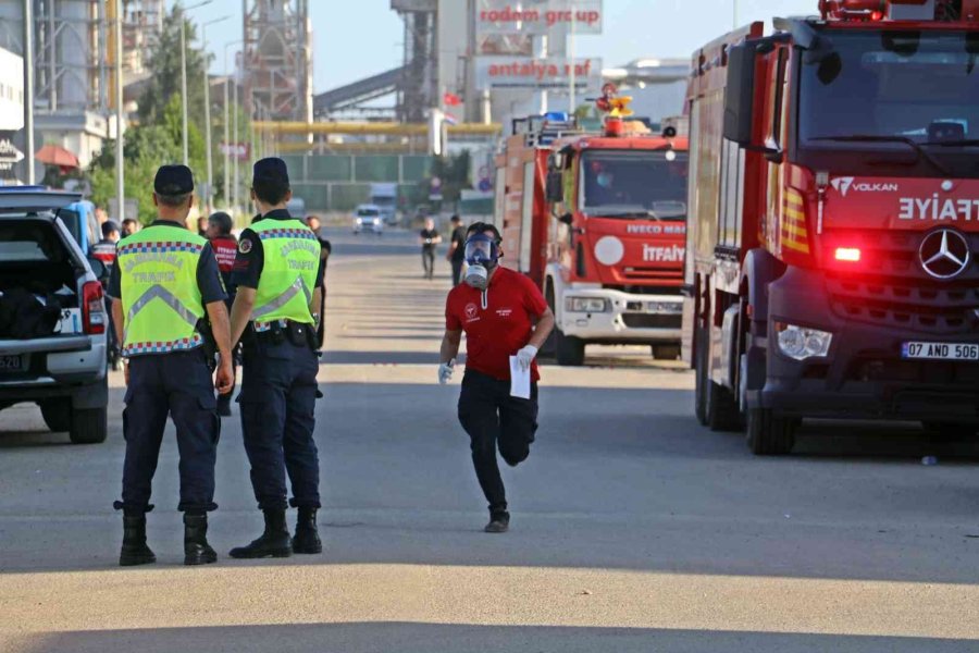 Antalya’da Tarımsal Gübre Üretimi Yapan Fabrikada Gaz Sızıntısı: 2 Ölü, 13 Yaralı