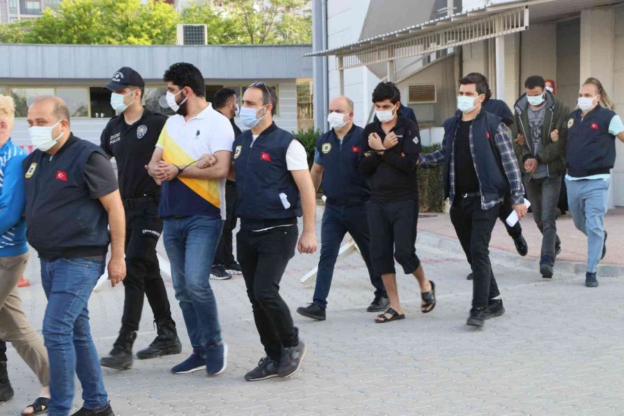 ’karadul’un Da İçinde Olduğu Deaş Şüphelileri Adliyeye Sevk Edildi