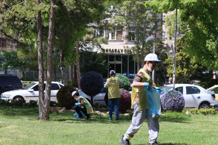 Kolları Sıvayıp “bin Çevre Dostu Okul” Projesine Destek Oldular